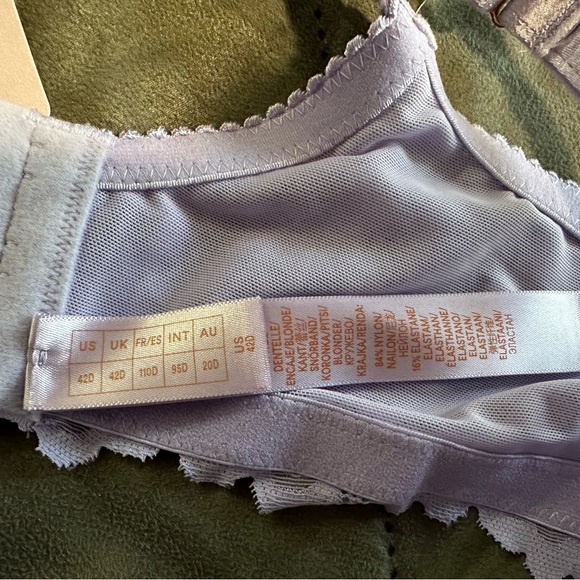 NWT Savage X Fenty Sorry Not Sorry Lightly Lined Lace Balconette Bra 42D - Picture 2 of 3